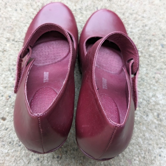 TSUBO caia sangria platform heels 9 - Picture 11 of 13